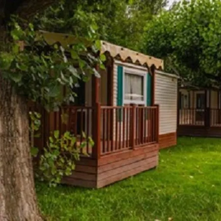 Frontera Park Camping Farga de Moles