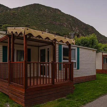 Frontera Park Camping Farga de Moles