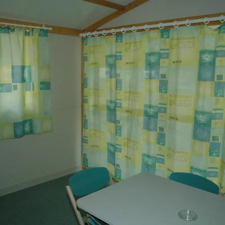 Camping Frontera Park Farga de Moles