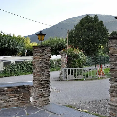 Frontera Park * Farga de Moles